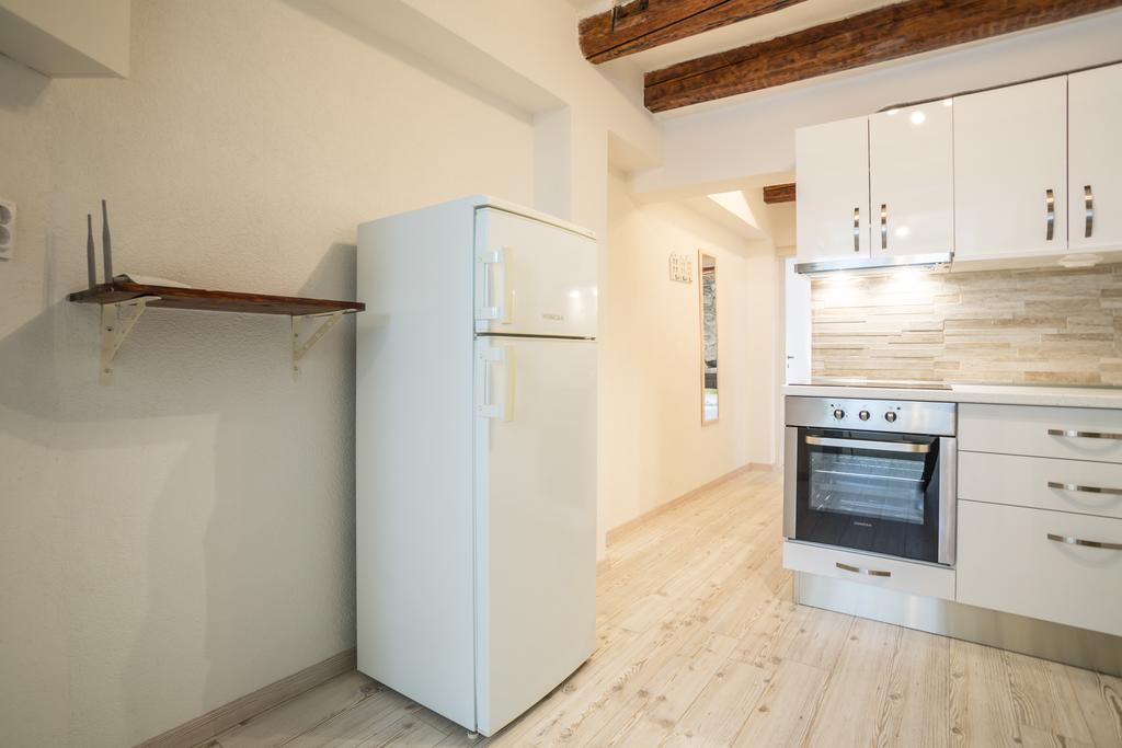 Apartments Sara Хвар Экстерьер фото